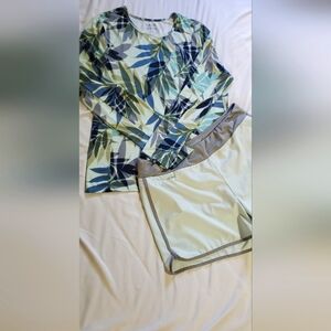Hangten Leaf Print Long Sleeve Top and Shorts Set. Sz XXL